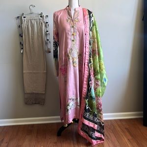 Pakistani, Indian 3 piece outfit. New. Large